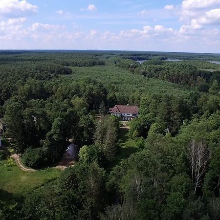 Park Residence Bei Wu Wesenberg Exteriör bild