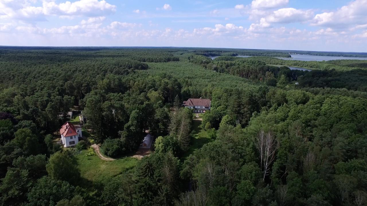 Park Residence Bei Wu Wesenberg Exteriör bild